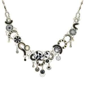 Yoolie's Necklace, Domino Color Group #1832409